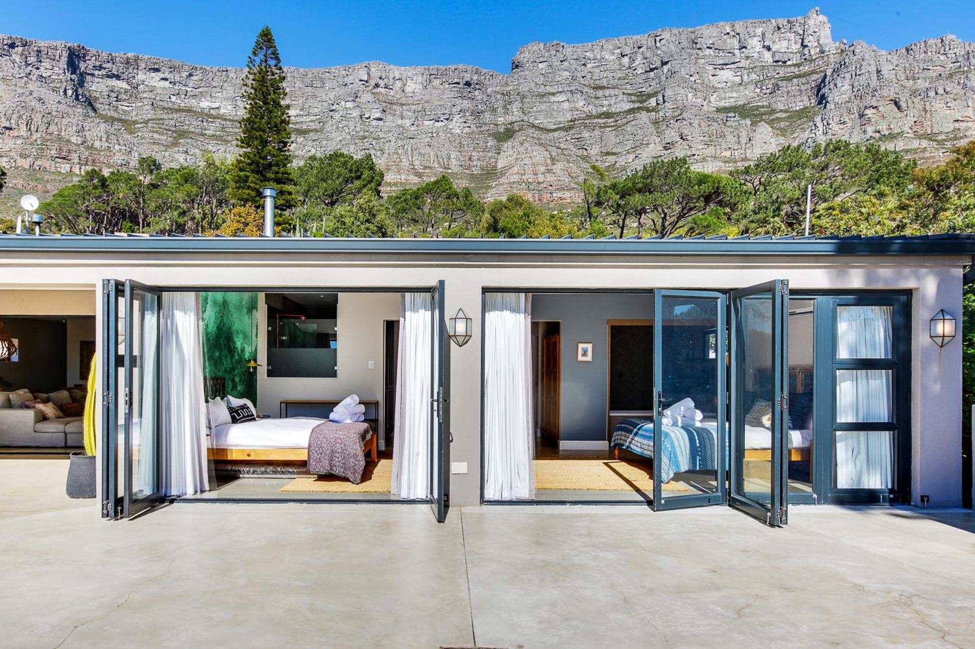 Solar-Powered Mountain Retreat With Natural Pool Kapské Město Exteriér fotografie